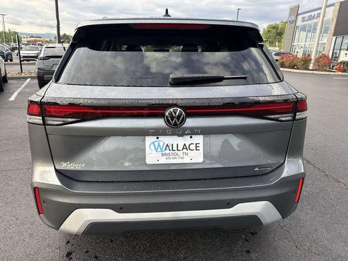 Platinum Gray Metallic 2026 Volkswagen Tiguan 2.0T S