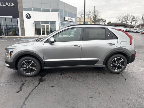 2025 Kia Niro LX
