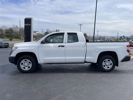 2017 Toyota Tundra SR