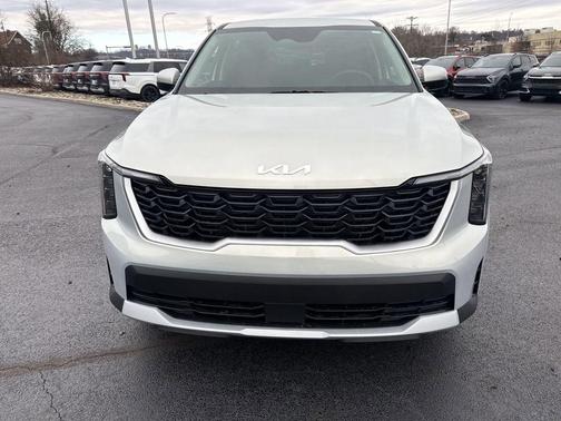 Ivory Silver 2026 Kia Sorento LX