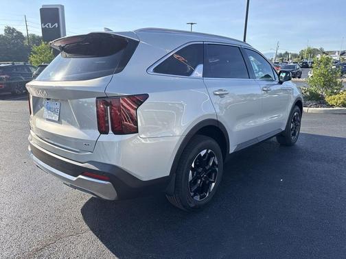 Ivory Silver 2026 Kia Sorento S