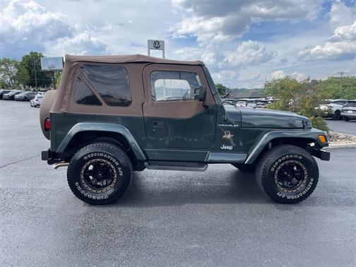 Green 2002 Jeep Wrangler Sahara