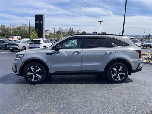 Wolf Gray 2022 Kia Sorento EX