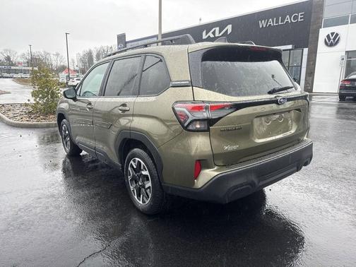 Autumn Green Metallic 2026 Subaru Forester Premium
