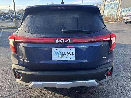 Dark Ocean Blue 2026 Kia Seltos LX