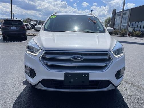 White Platinum Clearcoat Metallic 2017 Ford Escape Titanium