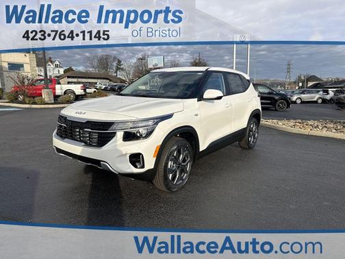 Snow White Pearl 2026 Kia Seltos LX