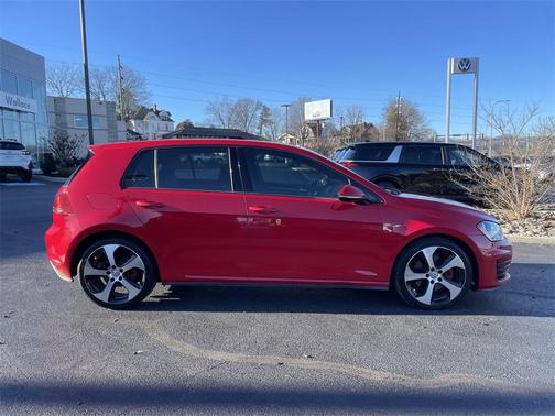2015 Volkswagen Golf GTI S