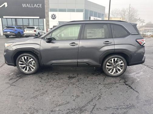 Magnetite Gray Metallic 2025 Subaru Forester Touring