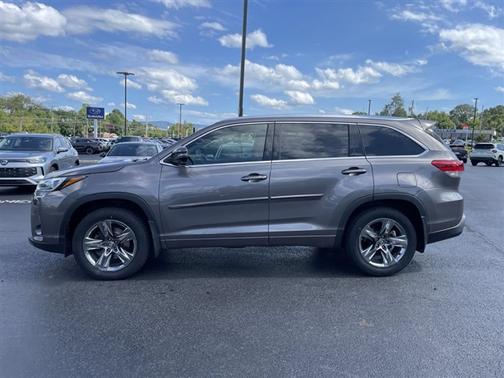 Predawn Gray Mica 2019 Toyota Highlander Limited Platinum