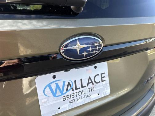 Autumn Green Metallic 2026 Subaru Ascent Premium