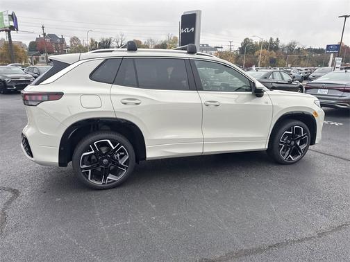 2026 Volkswagen Tiguan 2.0T SEL R-Line