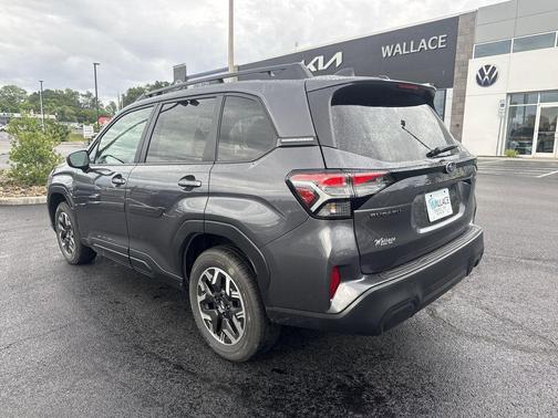 Magnetite Gray Metallic 2026 Subaru Forester Premium