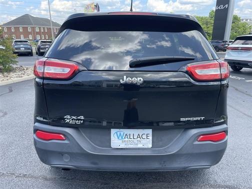 Diamond Black 2017 Jeep Cherokee Sport