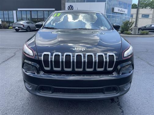 Diamond Black 2017 Jeep Cherokee Sport