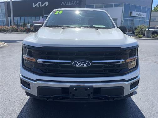 Oxford White 2024 Ford F-150 XLT