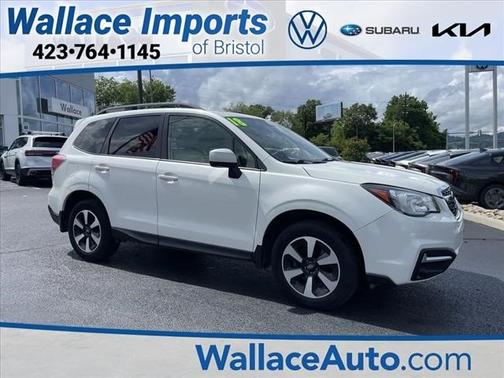 Crystal White Pearl 2018 Subaru Forester 2.5i Premium