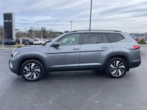 2024 Volkswagen Atlas 2.0T SE