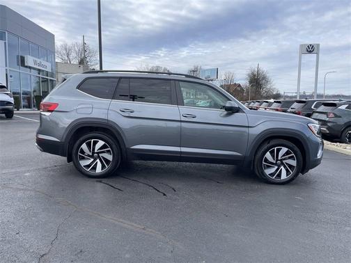 2024 Volkswagen Atlas 2.0T SE