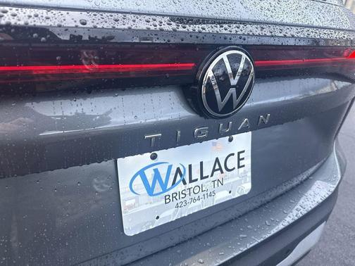 Platinum Gray Metallic 2026 Volkswagen Tiguan 2.0T S