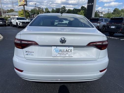 White Silver Metallic 2019 Volkswagen Jetta 1.4T S