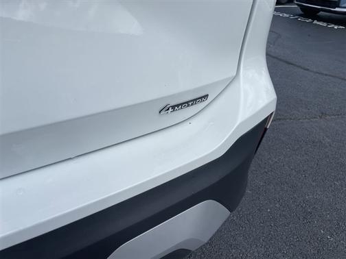 Pure White 2026 Volkswagen Tiguan 2.0T S
