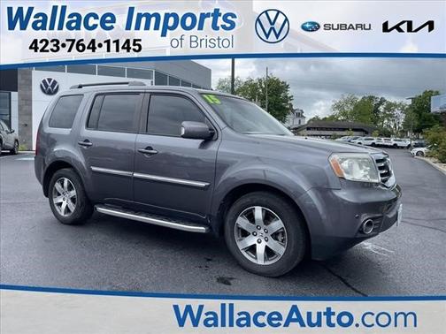 Gray 2015 Honda Pilot Touring