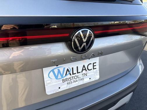 Pyrite Silver Metallic 2026 Volkswagen Tiguan 2.0T S