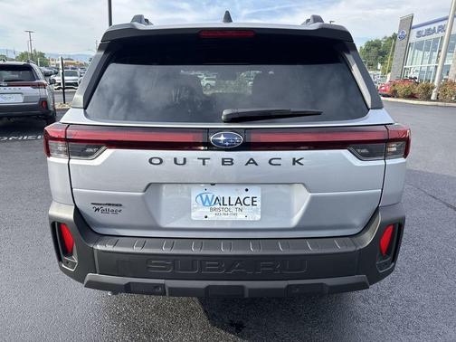 Ice Silver Metallic 2026 Subaru Outback Premium