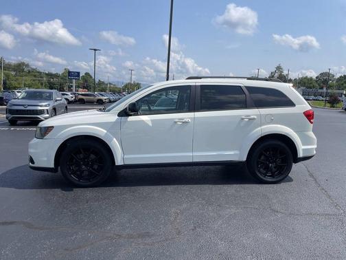 Vice White 2017 Dodge Journey GT