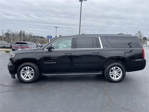 2017 Chevrolet Suburban LT