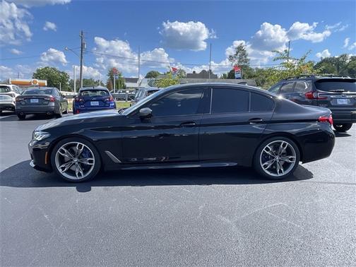 2022 BMW M550 i xDrive