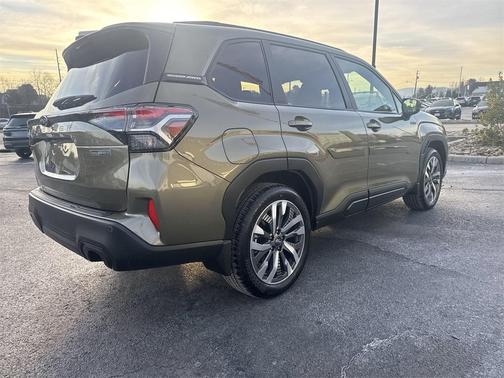 2025 Subaru Forester Hybrid Touring
