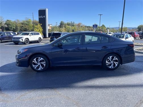 2023 Subaru Legacy 