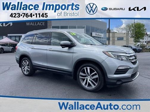 Lunar Silver Metallic 2016 Honda Pilot Touring