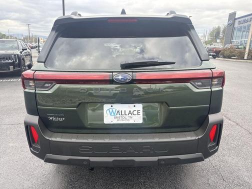 Deep Emerald Green 2026 Subaru Outback Touring XT