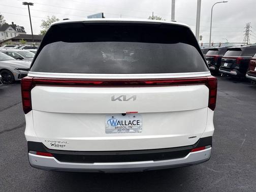 Snow White Pearl 2026 Kia Carnival Hybrid EX