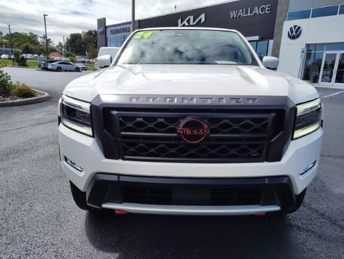 Glacier White 2024 Nissan Frontier PRO-4X