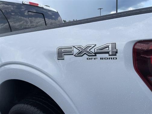 White Metallic 2025 Ford F-150 Lariat