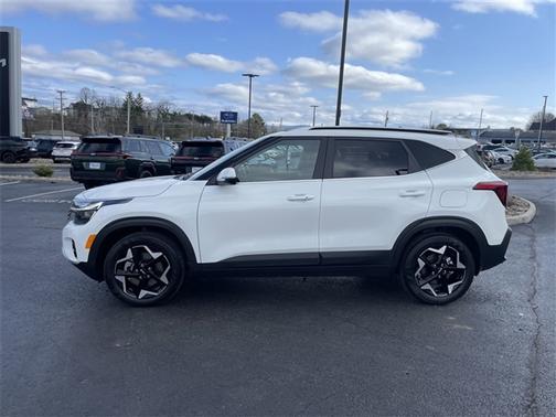 2024 Kia Seltos EX