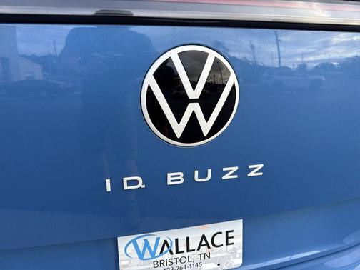 2025 Volkswagen ID. Buzz Pro S Plus