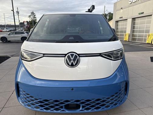 2025 Volkswagen ID. Buzz Pro S Plus
