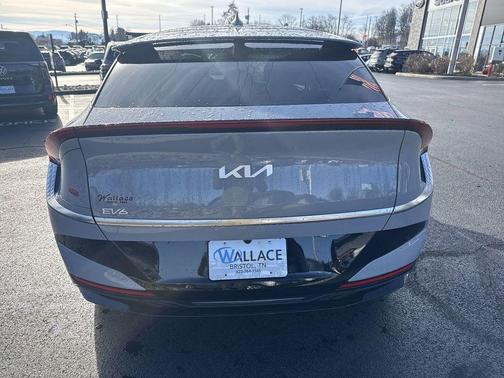 2025 Kia EV6 Wind