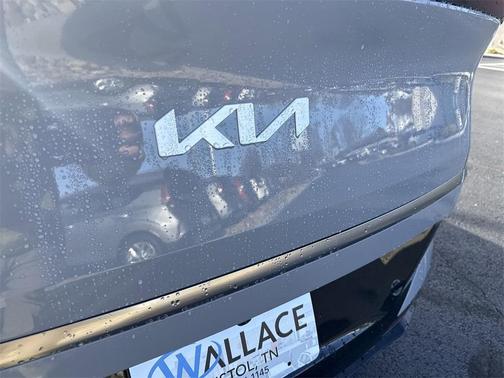 2025 Kia EV6 Wind