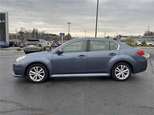 2013 Subaru Legacy 2.5i Premium