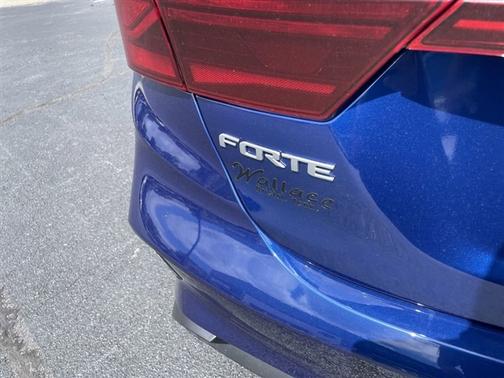 Deep Sea Blue 2024 Kia Forte LXS