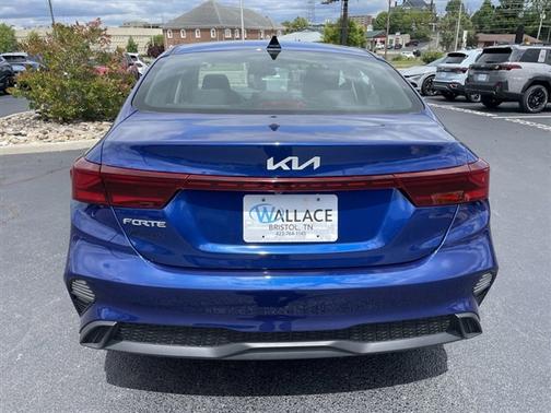 Deep Sea Blue 2024 Kia Forte LXS