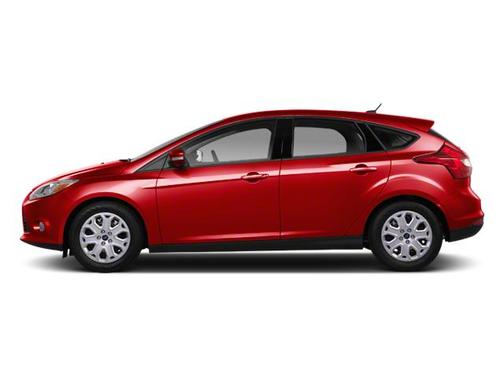 Gray 2013 Ford Focus SE
