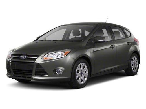 Gray 2013 Ford Focus SE