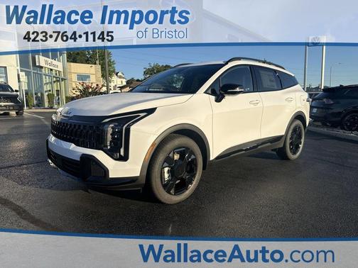 Glacial White Pearl 2026 Kia Sportage X-Line